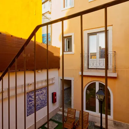 Apartament Vista Lusitana *